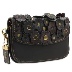 NWT Coach Tea Rose Flower Applique Wristle